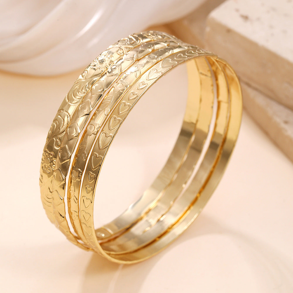 Fashion European and American cross-border retro simple flower love pattern bracelet mix and match opening stacked bracelet bracelet bracelet style combination