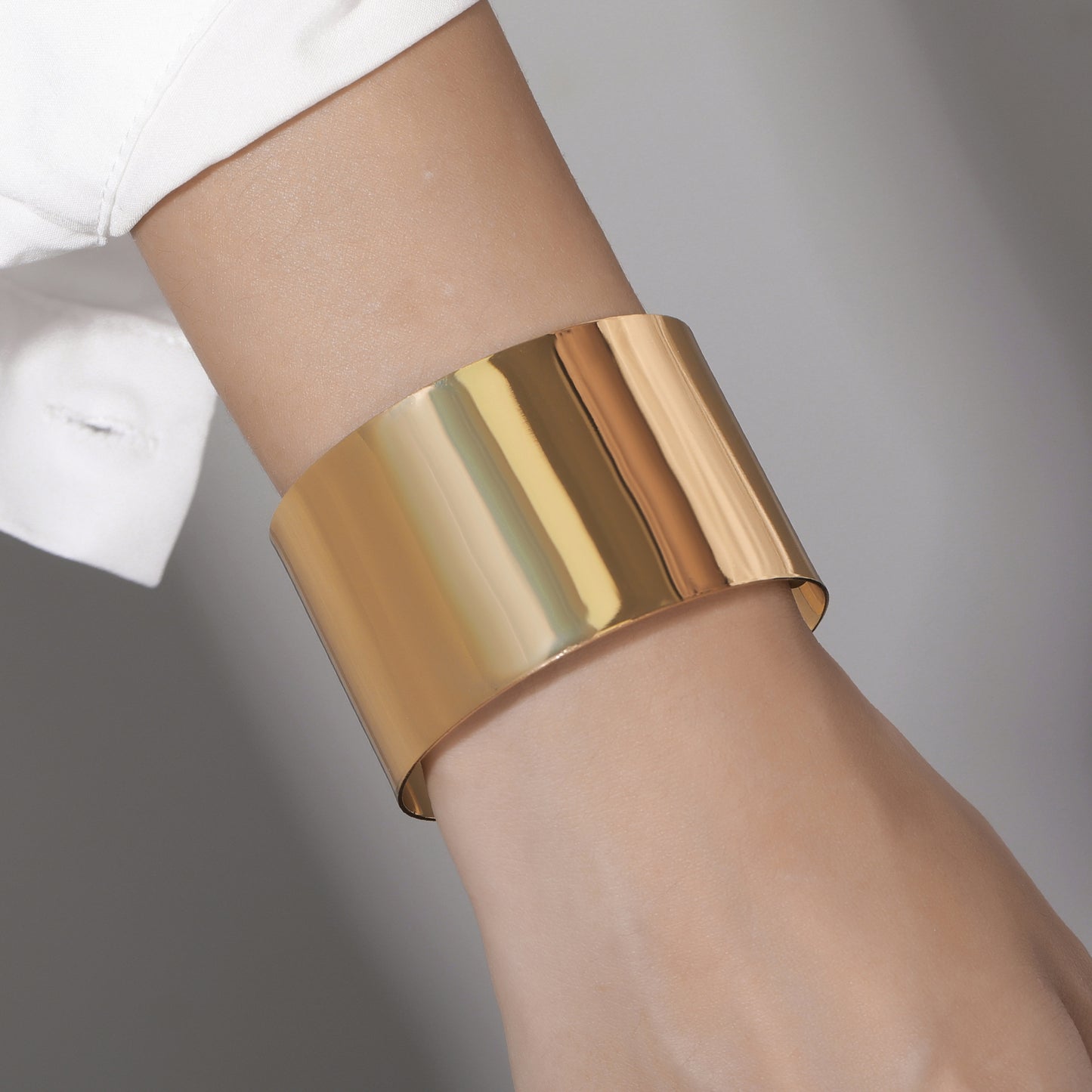 European and American cross-border hand jewelry personalized retro niche geometric smooth surface open bracelet simple design wide bracelet women