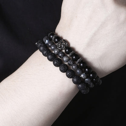 Men's commuting can be stacked with beaded bracelets, a set of 3 lion head elastic bracelets, and men's gifts.