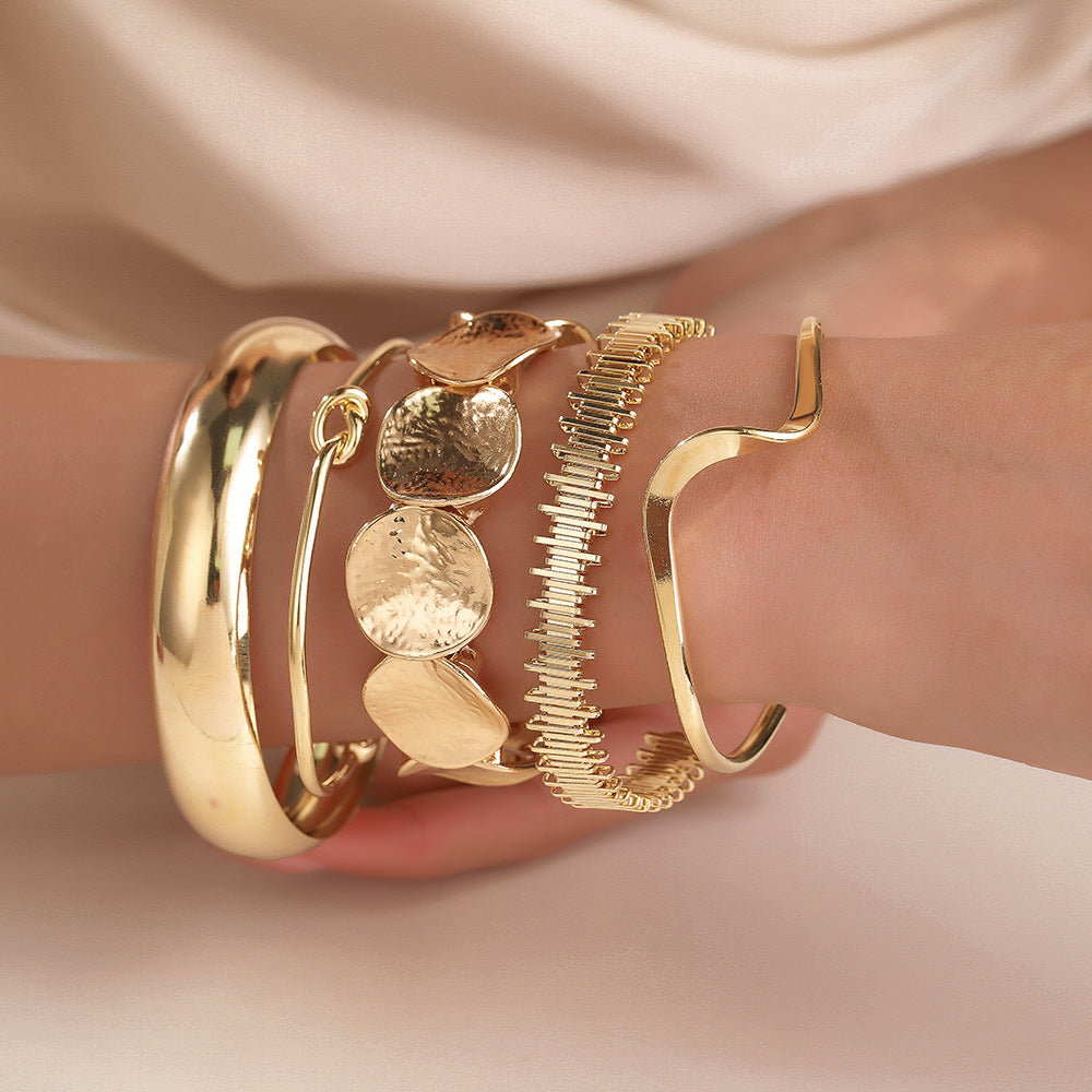 European and American bracelets cross-border exaggerated metal smooth bracelets femininity irregular twisted opening bracelets wholesale