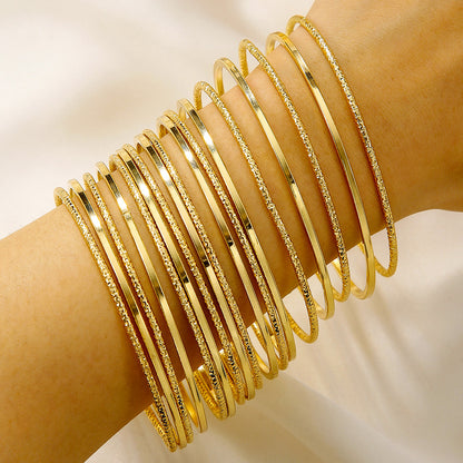 Cross-border hot-selling European and American jewelry, fashionable and atmospheric metal bracelets 17 sets of plain rings stacked bracelets, bracelets for women