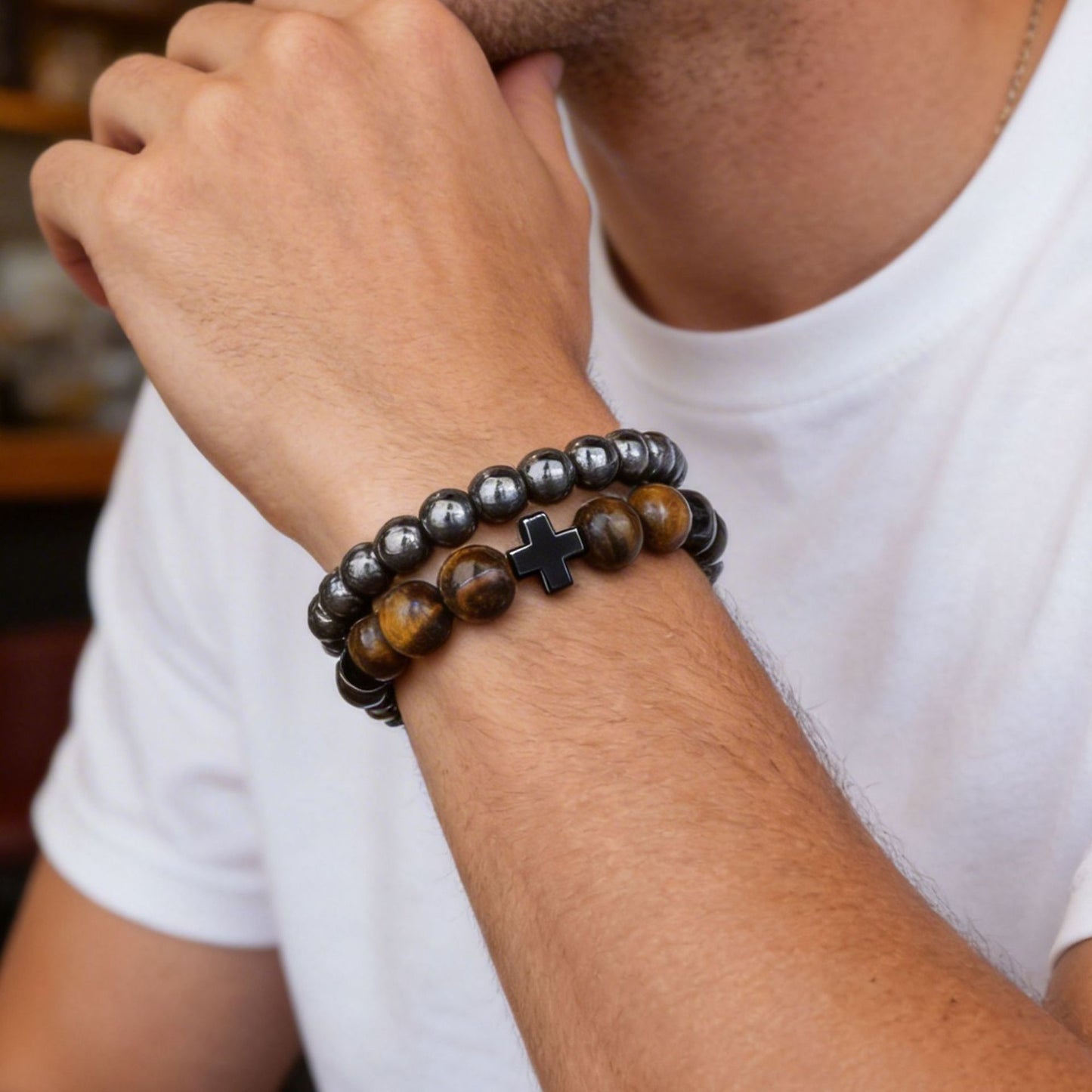 Give boyfriend gifts, fashionable and simple blue dots, blue tiger eyes, beaded elastic bracelet set, multi-layer stacked zircon bracelet.