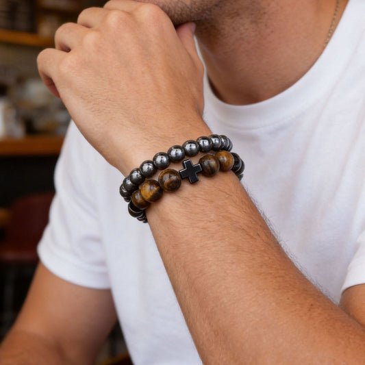 Give boyfriend gifts, fashionable and simple blue dots, blue tiger eyes, beaded elastic bracelet set, multi-layer stacked zircon bracelet.