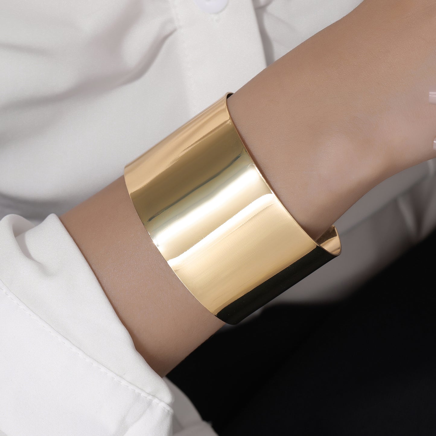 European and American cross-border hand jewelry personalized retro niche geometric smooth surface open bracelet simple design wide bracelet women