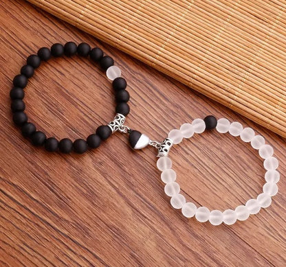Cross-border hot-selling friendship spider love magnetic attraction cat bracelet beaded elastic adjustable couple holiday bracelet